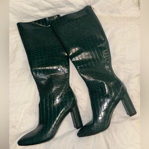 Brand new never been worn green boots